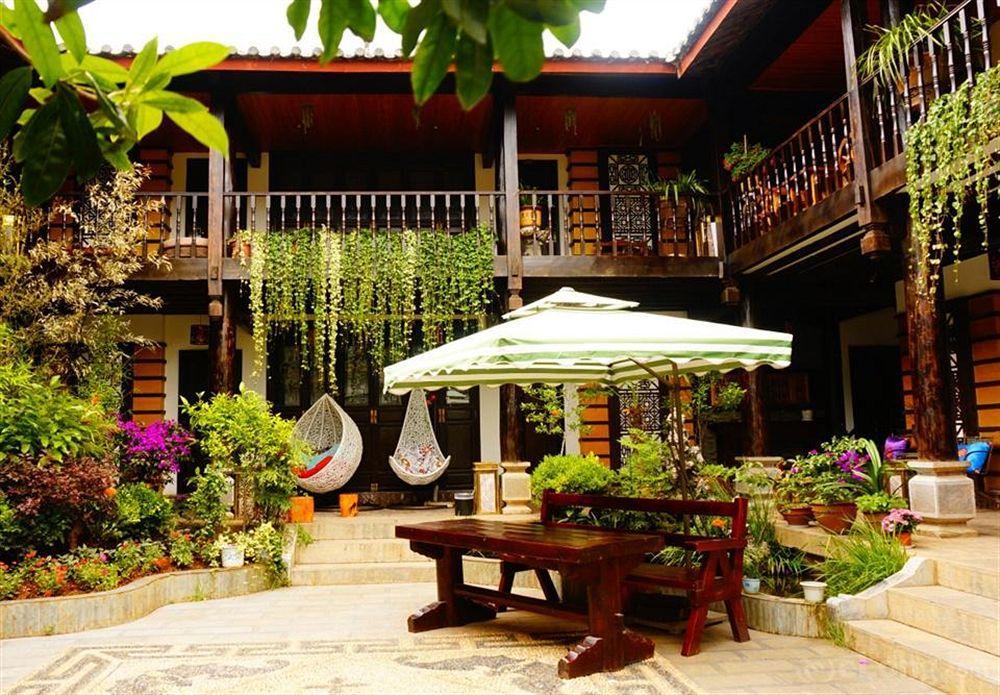 Lijiang Wangjia Courtyard Inn Extérieur photo