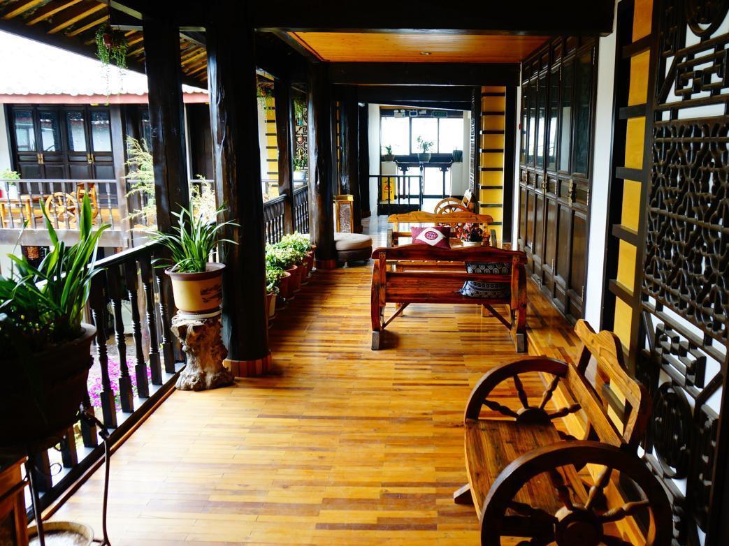 Lijiang Wangjia Courtyard Inn Extérieur photo