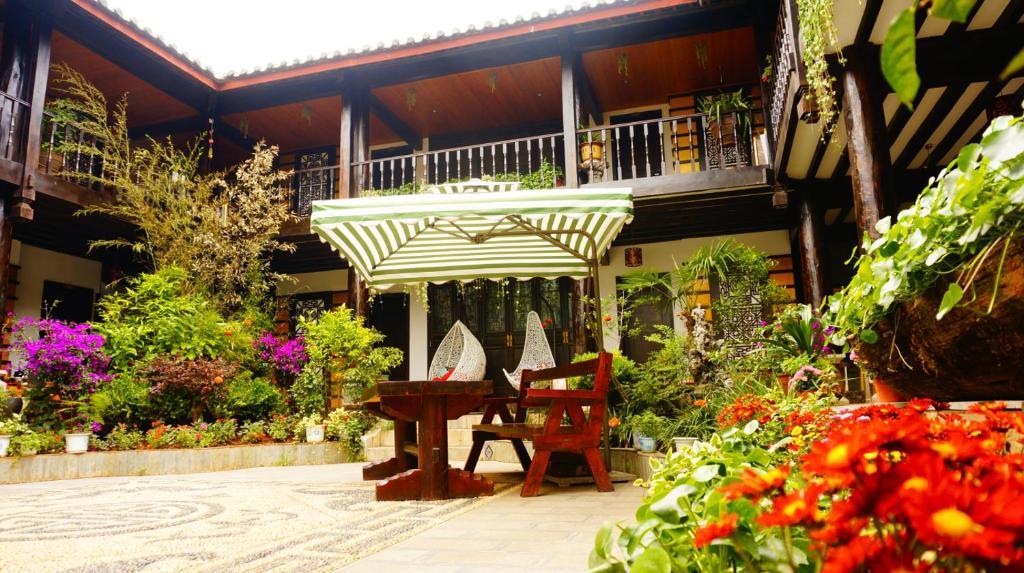 Lijiang Wangjia Courtyard Inn Extérieur photo